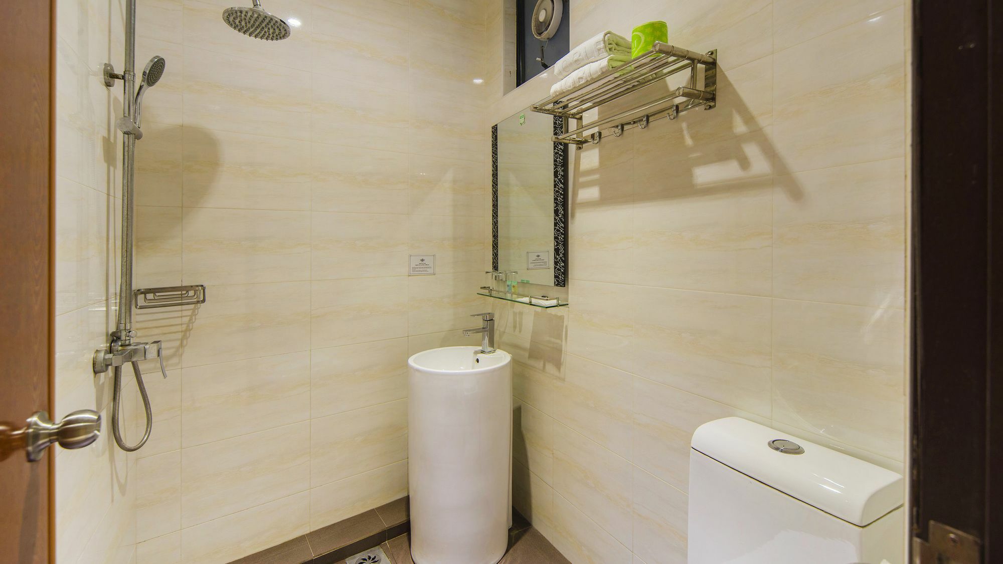 Reddoorz Plus Near Lavender Street สิงคโปร์ ภายนอก รูปภาพ
